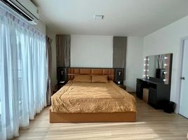 3 Schlafzimmer Reihenhaus zu vermieten im The Connect UP3 Ladprao 126, Phlapphla, Wang Thong Lang