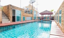 图片 3 of the 游泳池 at P Residence Thonglor 23