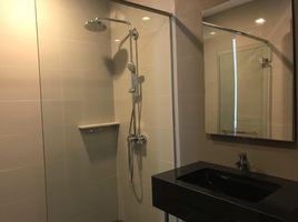 1 Bedroom Apartment for rent at Edge Sukhumvit 23, Khlong Toei Nuea