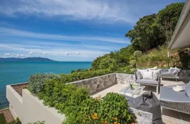 5 bedroom Villa for sale in Surat Thani, Thailand