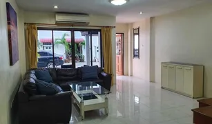4 chambres Maison de ville a vendre à Nong Prue, Pattaya Corrib Village