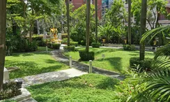 Фото 3 of the Reception / Lobby Area at The Park Chidlom