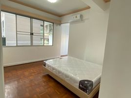 3 Schlafzimmer Appartement zu vermieten im KC Court Apartment, Khlong Tan Nuea