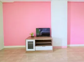 Studio Wohnung zu verkaufen im Santisuk Garden, Hua Mak