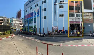 3 Bedrooms Retail space for sale in Thanon Phaya Thai, Bangkok 
