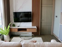 1 Bedroom Condo for sale at The Esse at Singha Complex, Bang Kapi