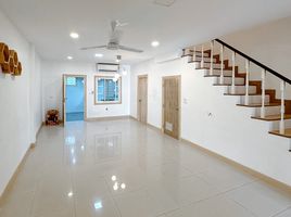 ขายบ้านเดี่ยว 3 ห้องนอน ในโครงการ รอยัล ราชาวดี, บางมด, จอมทอง