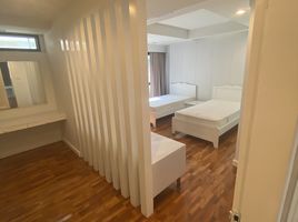 3 Bedroom Apartment for rent at Cosmo Villa, Khlong Toei, Khlong Toei