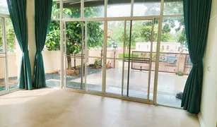 5 Bedrooms House for sale in Dokmai, Bangkok Baan Nanthawan Suanluang Rama 9