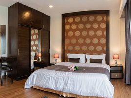 1 Schlafzimmer Wohnung zu vermieten im Sarin Suites, Phra Khanong Nuea, Watthana