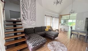 6 Bedrooms House for sale in Nong Prue, Pattaya Central Park 4 Village