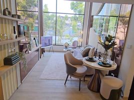 2 Bedroom Apartment for sale at So Origin Siriraj, Ban Chang Lo, Bangkok Noi