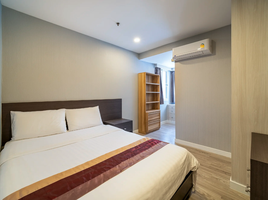 อพาร์ทเม้นท์ 3 ห้องนอน ให้เช่า ในโครงการ AP Suites Sukhumvit 33, คลองตันเหนือ, วัฒนา, กรุงเทพมหานคร