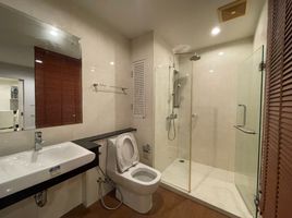 1 Bedroom Apartment for sale at The Surawong, Si Phraya