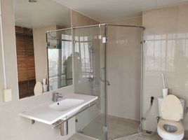 2 Schlafzimmer Wohnung zu vermieten im Baan Sathorn Chaophraya, Khlong Ton Sai