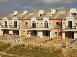 3 Schlafzimmer Villa zu verkaufen im Layan Residence, The 5th Settlement, New Cairo City