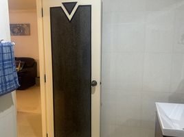 1 Bedroom Condo for rent at Pearl Garden, Si Lom