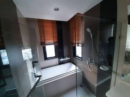 1 Schlafzimmer Wohnung zu vermieten im The Capital Ratchaprarop-Vibha, Sam Sen Nai