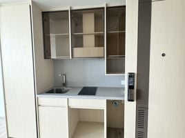 1 Bedroom Apartment for sale at Arom Wongamat, Na Kluea