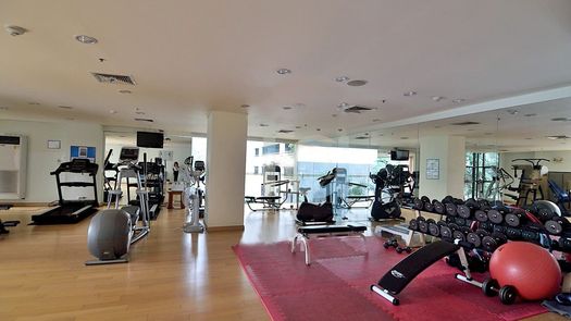 사진들 1 of the Fitnessstudio at Baan Somthavil