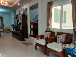 3 Schlafzimmer Haus zu verkaufen im Baan Crystal Townhome, Bang Rak Noi