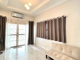 2 Bedroom Villa for sale at Ratchaphruek 1, Khlong Sam