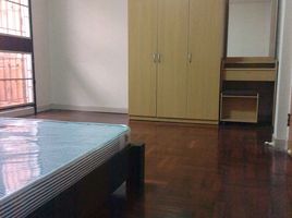 2 Schlafzimmer Reihenhaus zu vermieten im Amonniwet , Pa Daet, Mueang Chiang Mai