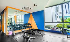 Фото 3 of the Communal Gym at NOON Village Tower III