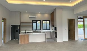 4 chambres Villa a vendre à Si Sunthon, Phuket Manick Hillside