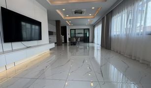 6 chambres Villa a vendre à Nong Prue, Pattaya Chokchai Village 9