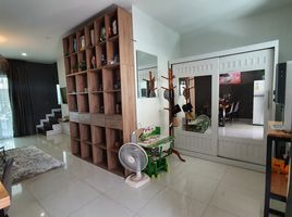 3 Schlafzimmer Reihenhaus zu vermieten im Bless Town Srinakarin - Namdang, Bang Kaeo, Bang Phli, Samut Prakan, Thailand