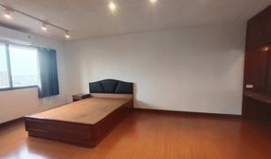 1 Bedroom Condo for sale in Phra Khanong, Bangkok 38 Mansion