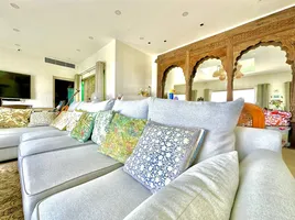 4 Schlafzimmer Villa zu vermieten in Phuket, Chalong, Phuket Town, Phuket