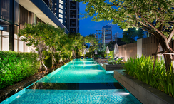 Фото 3 of the Communal Pool at Somerset Ekamai Bangkok