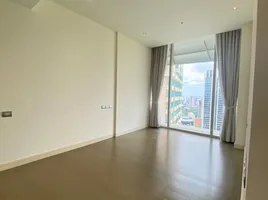 2 Bedroom Apartment for sale at Magnolias Ratchadamri Boulevard, Lumphini