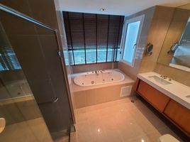 3 спален Кондо в аренду в Athenee Residence, Lumphini