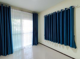 3 Schlafzimmer Reihenhaus zu verkaufen im Smileland 3, Amphaeng, Ban Phaeo, Samut Sakhon