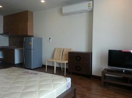 Studio Apartment for sale at Le Luk Condominium, Phra Khanong Nuea, Watthana