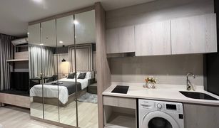 Studio Condo for sale in Lumphini, Bangkok Life One Wireless