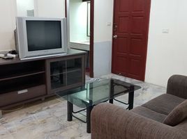 1 Bedroom Condo for rent at Saranjai Mansion, Khlong Toei