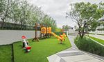 Outdoor Kids Zone at ภัททา วิลล์