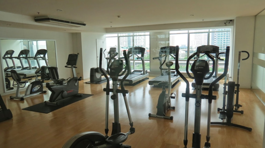 Fotos 1 of the Fitnessstudio at Baan Sathorn Chaophraya
