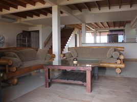 3 Schlafzimmer Penthouse zu vermieten im Drifters Beach Apartments, Na Chom Thian