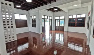 3 Bedrooms House for sale in Samrong Nuea, Samut Prakan 