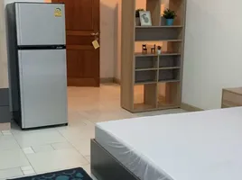 Studio Condo for rent at Supalai River Place, Bang Lamphu Lang, Khlong San