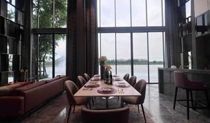 北榄府 Racha Thewa Lake Legend Bangna - Suvarnabhumi 5 卧室 别墅 售 