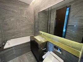 1 Bedroom Condo for sale at The Esse Sukhumvit 36, Phra Khanong, Khlong Toei