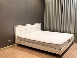 2 Schlafzimmer Wohnung zu vermieten im Sky Walk Residences, Phra Khanong Nuea