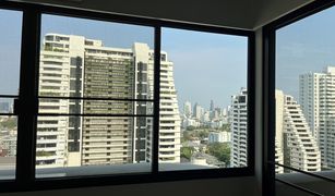 3 Bedrooms Condo for sale in Khlong Tan Nuea, Bangkok Mano Tower