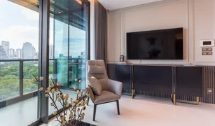 1 Bedroom Condo for sale in Lumphini, Bangkok Sindhorn Tonson 